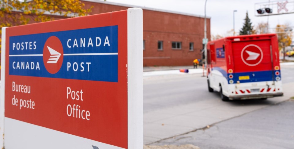 Navigating the Canada Post Strike: Impacts on Small Businesses and Couriers